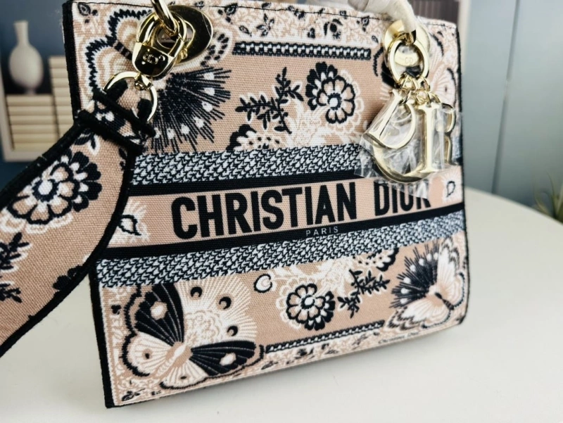 D10r shopping bags 4081b-1642