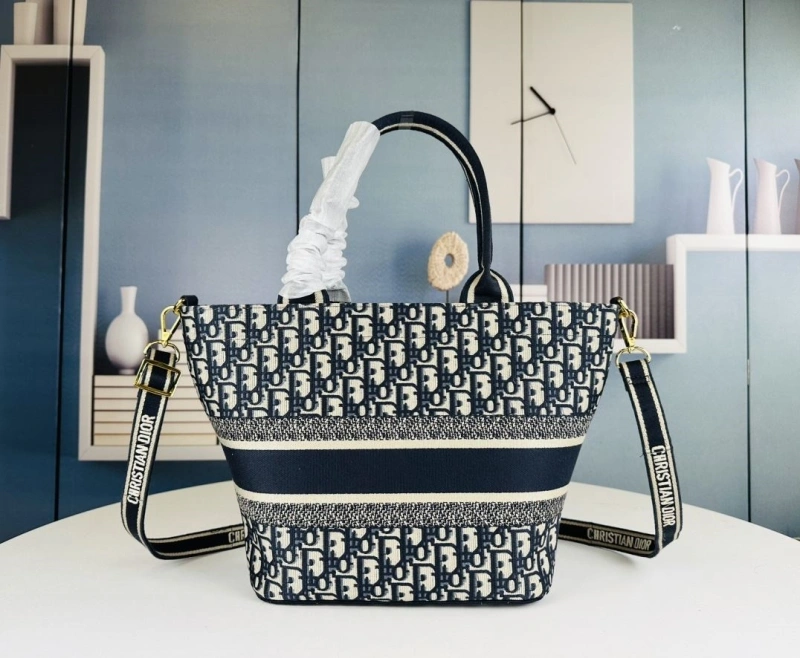 D10r shopping bags 4081b-1700