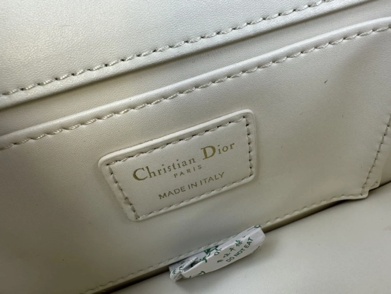 D10r satchel bags 4081b-1704