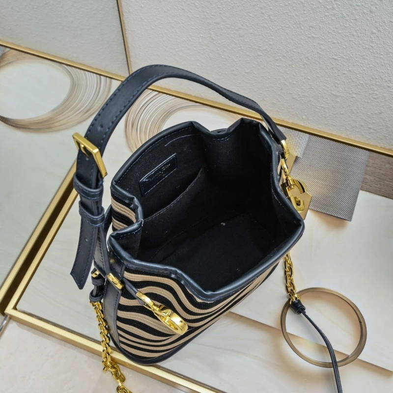 D10r top handle bags 4081b-1957