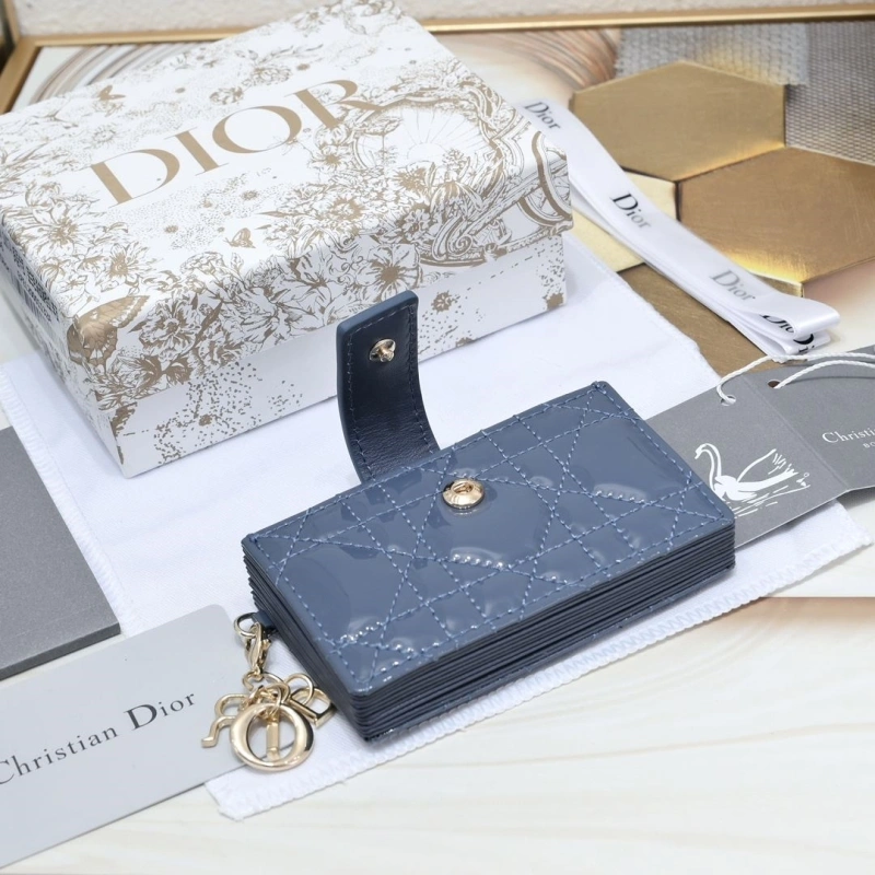D10r wallet 4081b-1970
