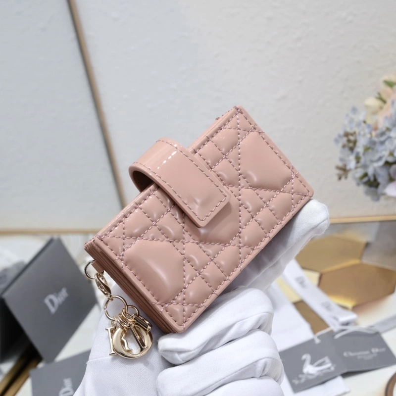 D10r wallet 4081b-1974