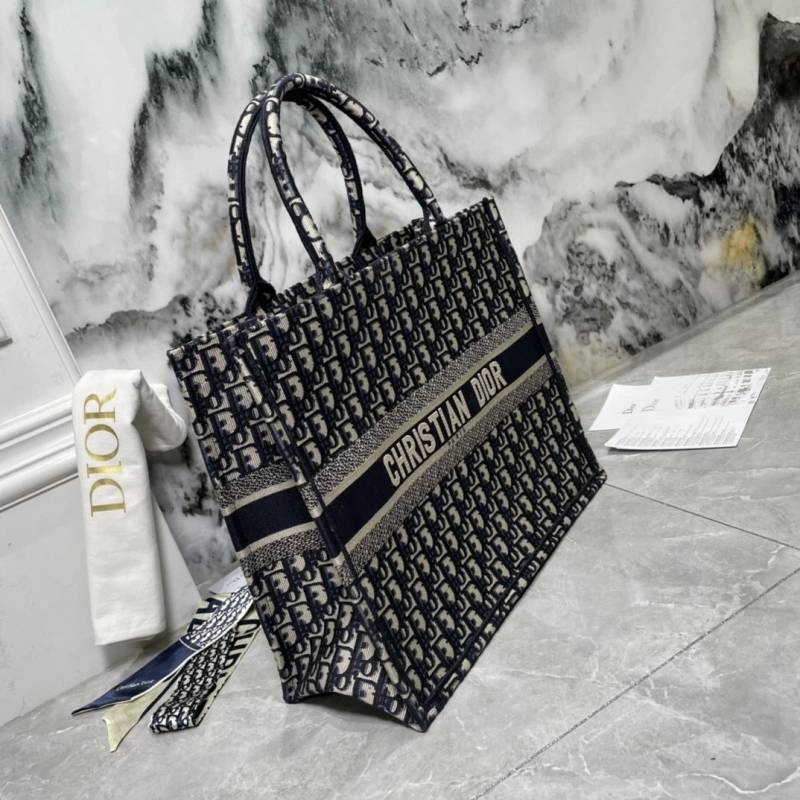 D10r shopping bags 4081b-2009