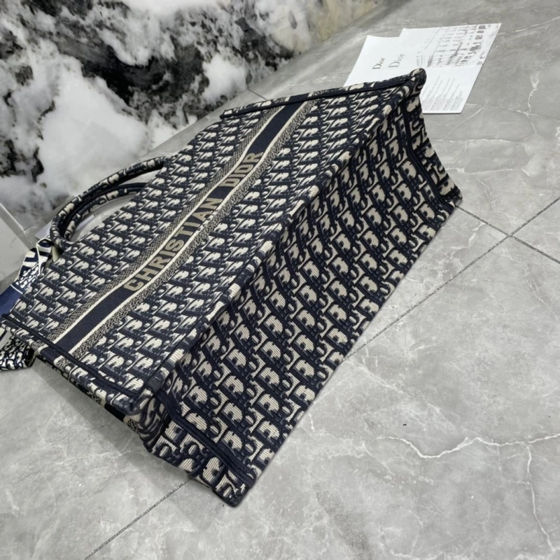 D10r shopping bags 4081b-2009
