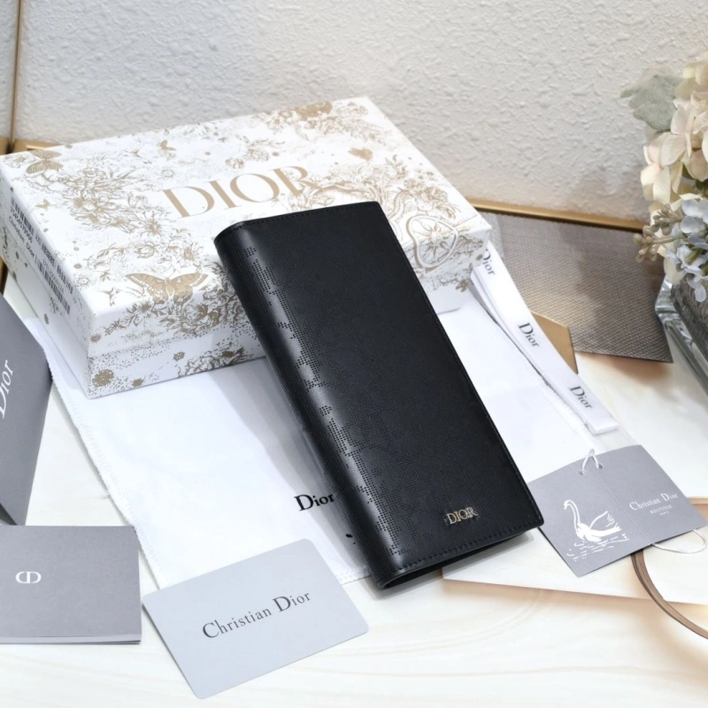 D10r wallet 4081b-2025