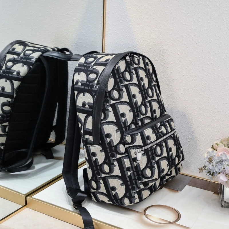D10r backpacks 4081b-2073
