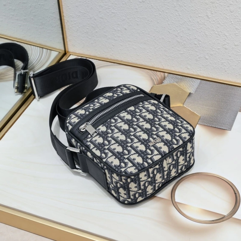 D10r satchel bags 4081b-2077