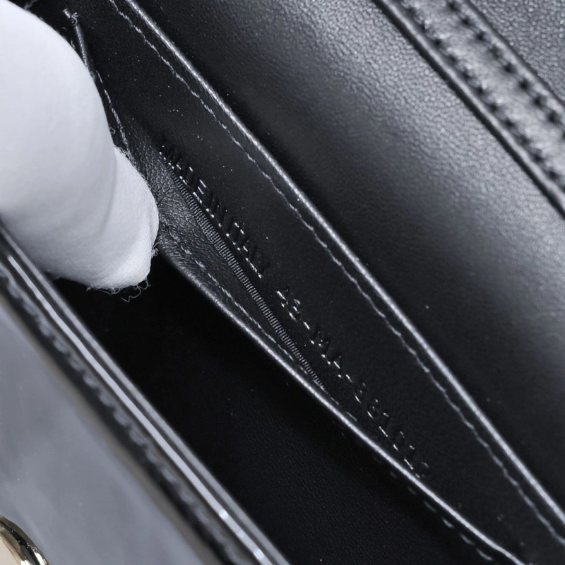 D10r satchel bags 4081b-2114