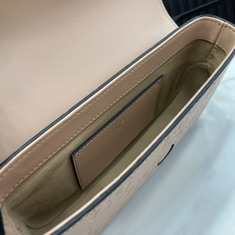 Gvc*1 satchel bags 4094-0070