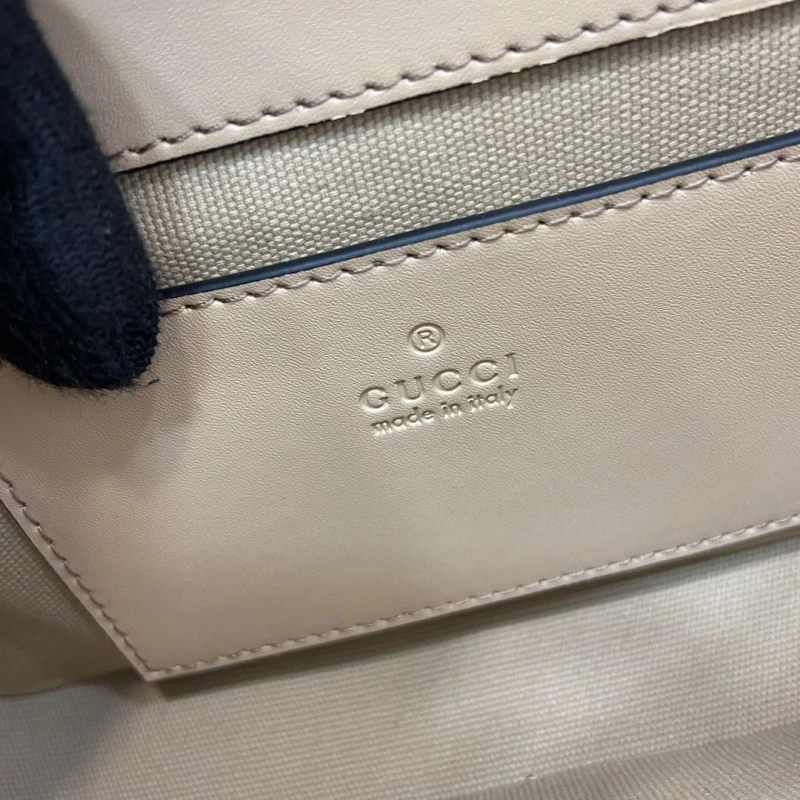 Gvc*1 satchel bags 4094-0072