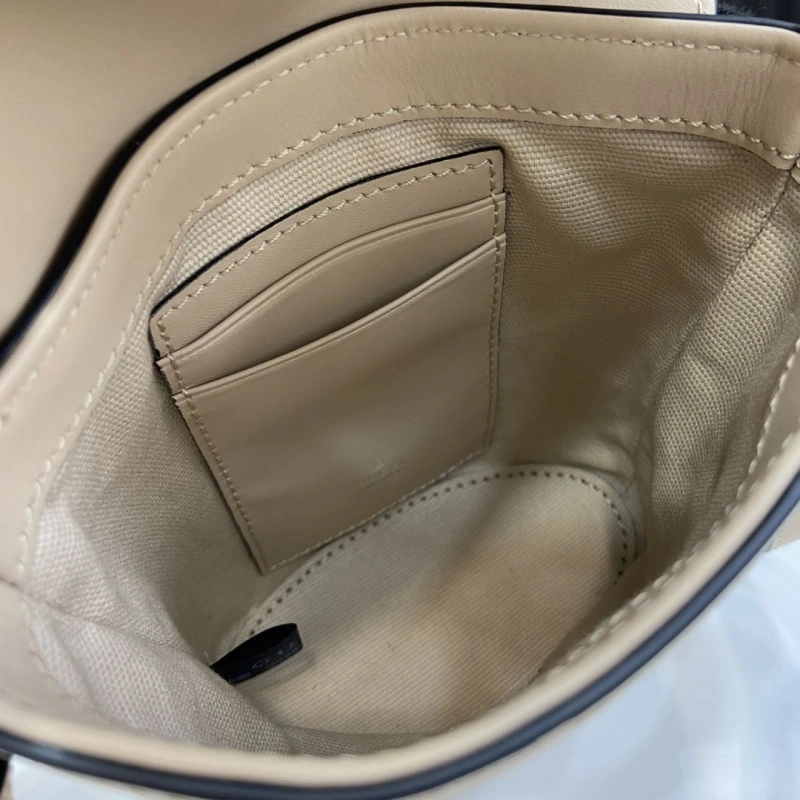 Gvc*1 bucket bags 4094-0137