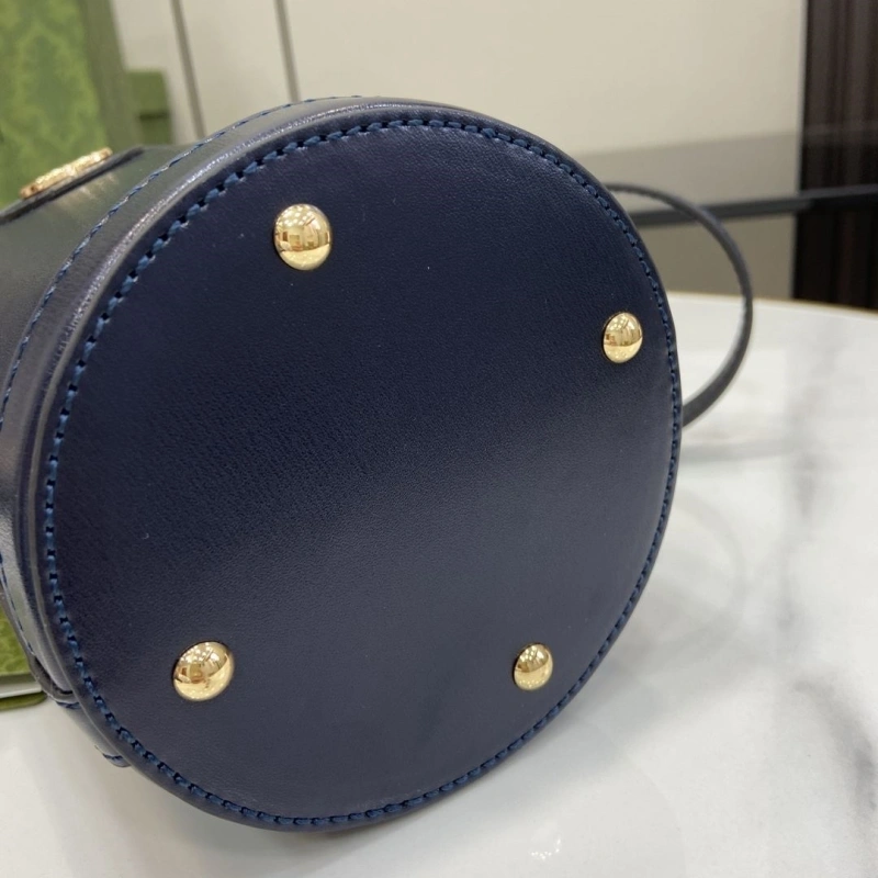 Gvc*1 bucket bags 4094-0229
