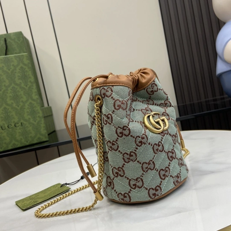 Gvc*1 bucket bags 4094-0255