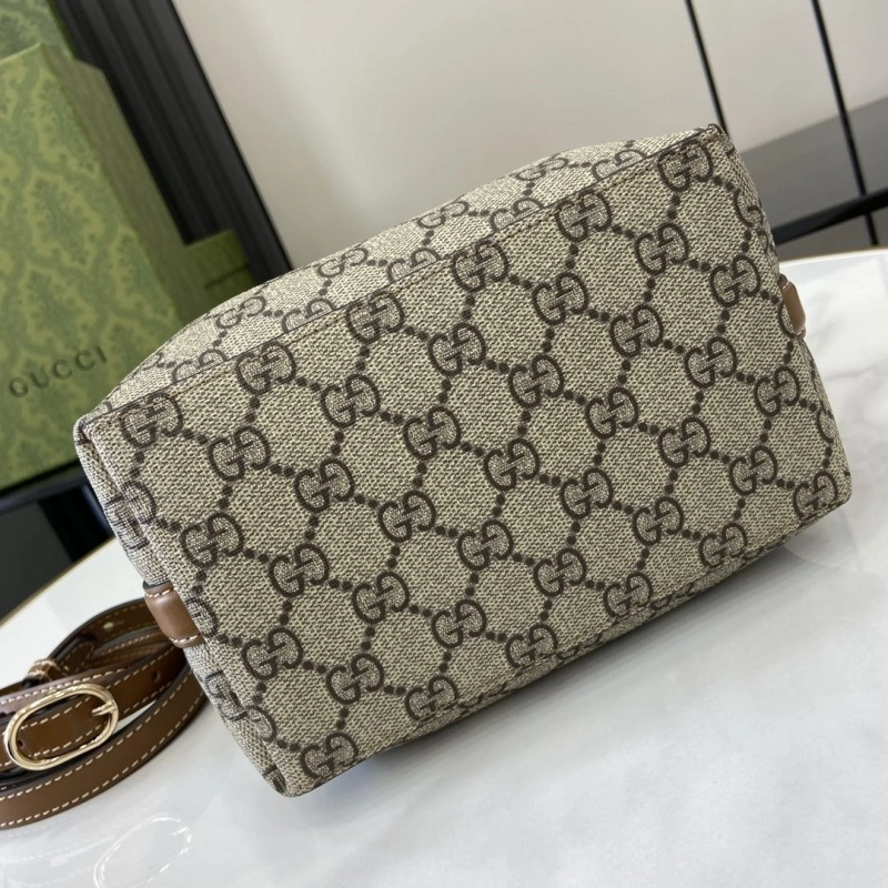 Gvc*1 bucket bags 4094-0476