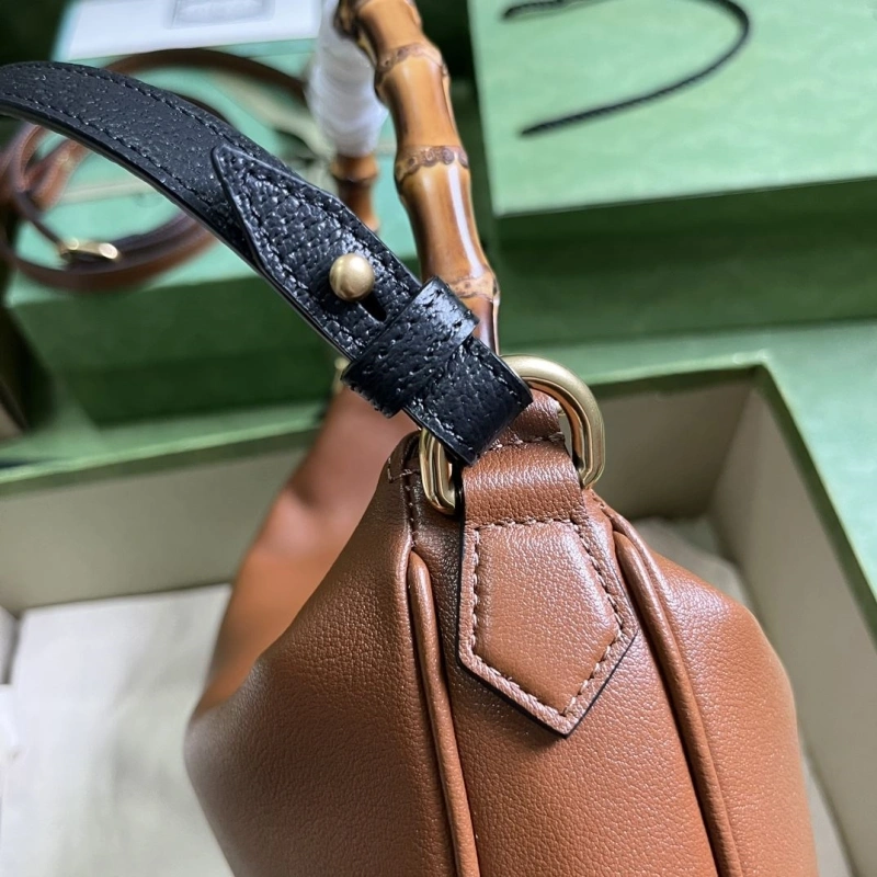 Gvc*1 top handle bags 4094-0566