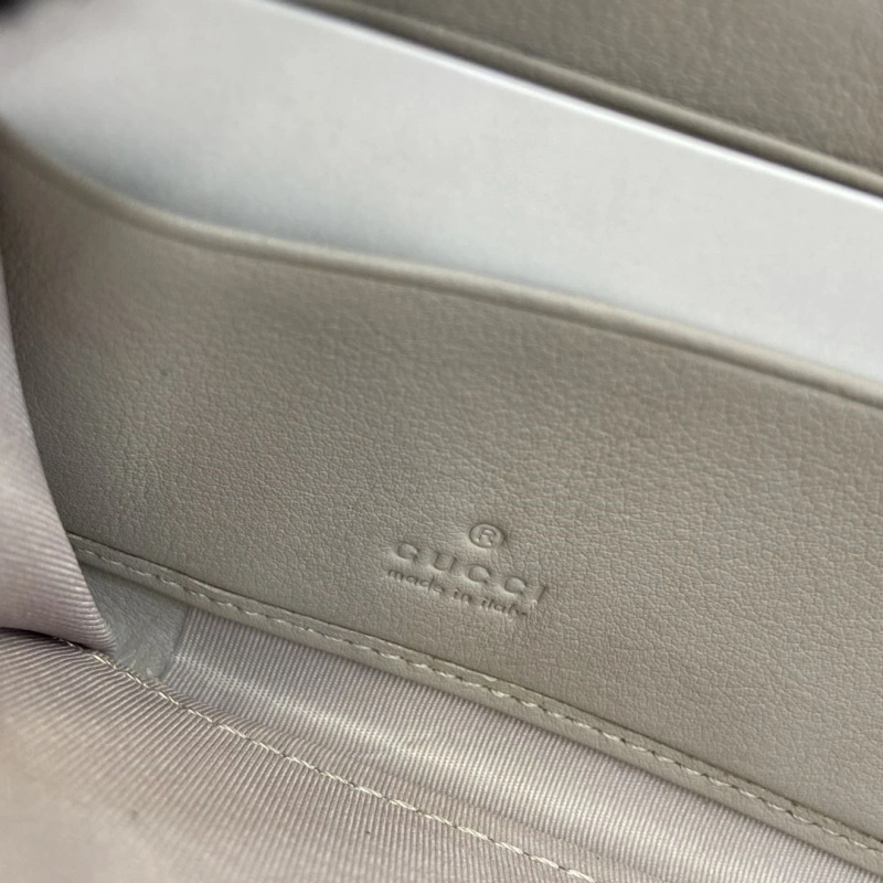 Gvc*1 satchel bags 4094-0654