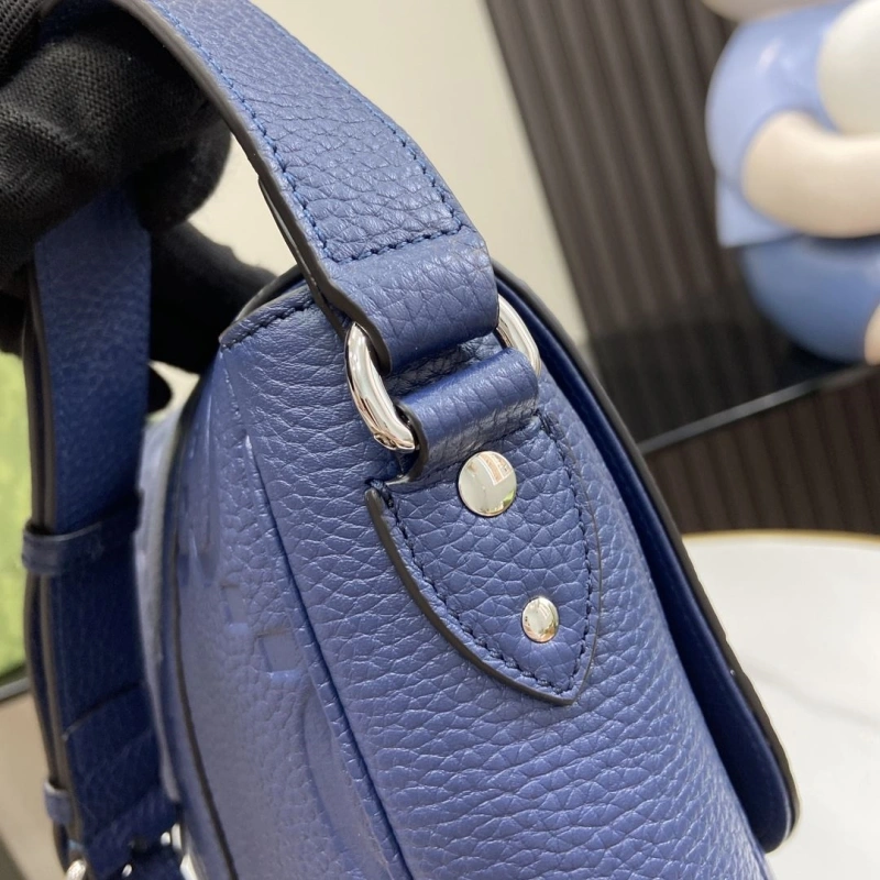 Gvc*1 satchel bags 4094-0713