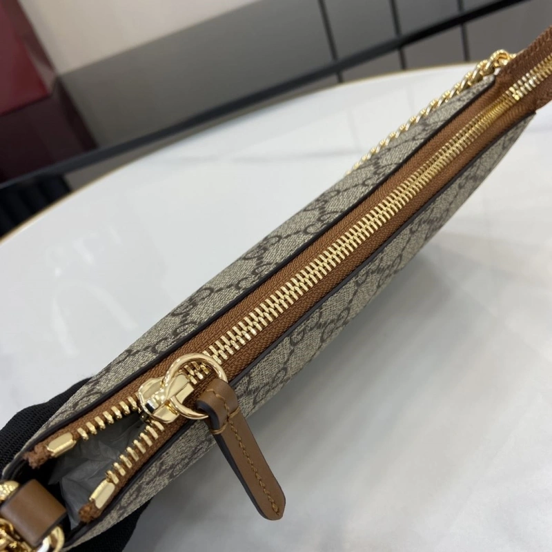 Gvc*1 clutch bags 4094b-0035