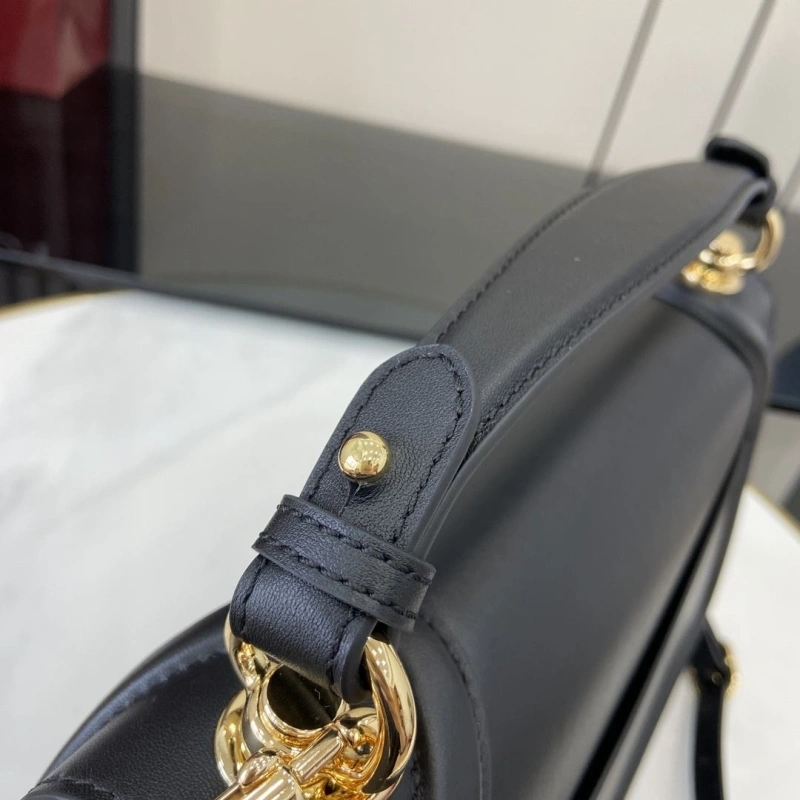 Gvc*1 top handle bags 4094b-0046