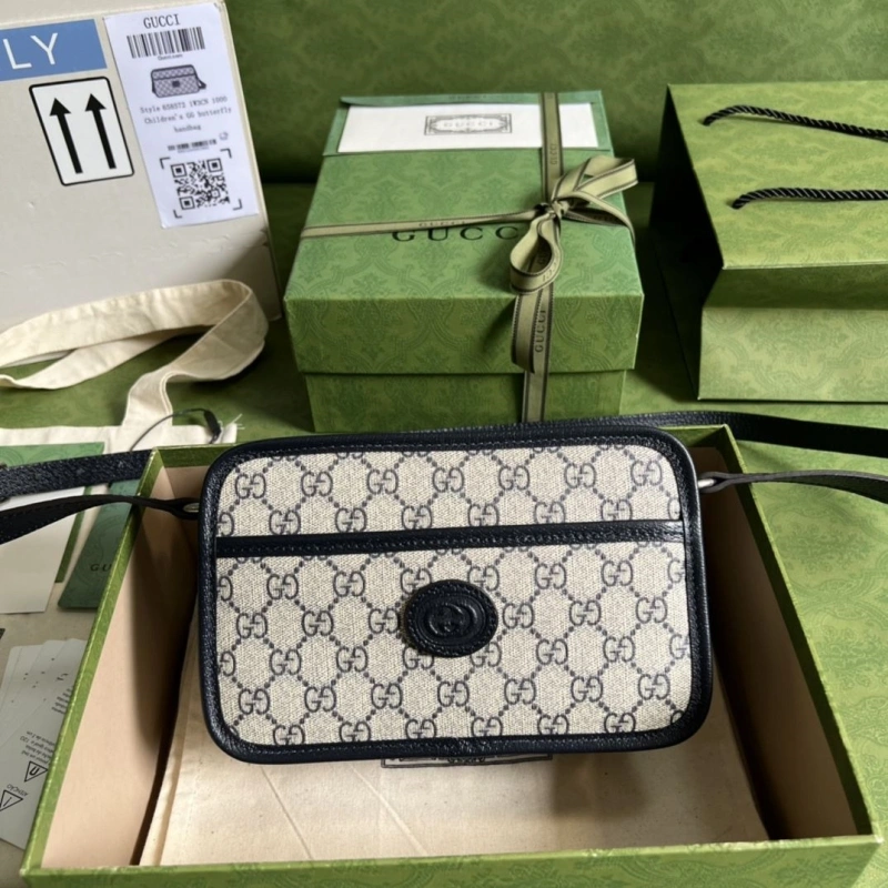 Gvc*1 clutch bags 4094b-0315