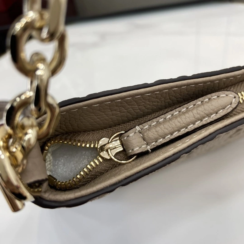 Gvc*1 satchel bags 4094b-0352
