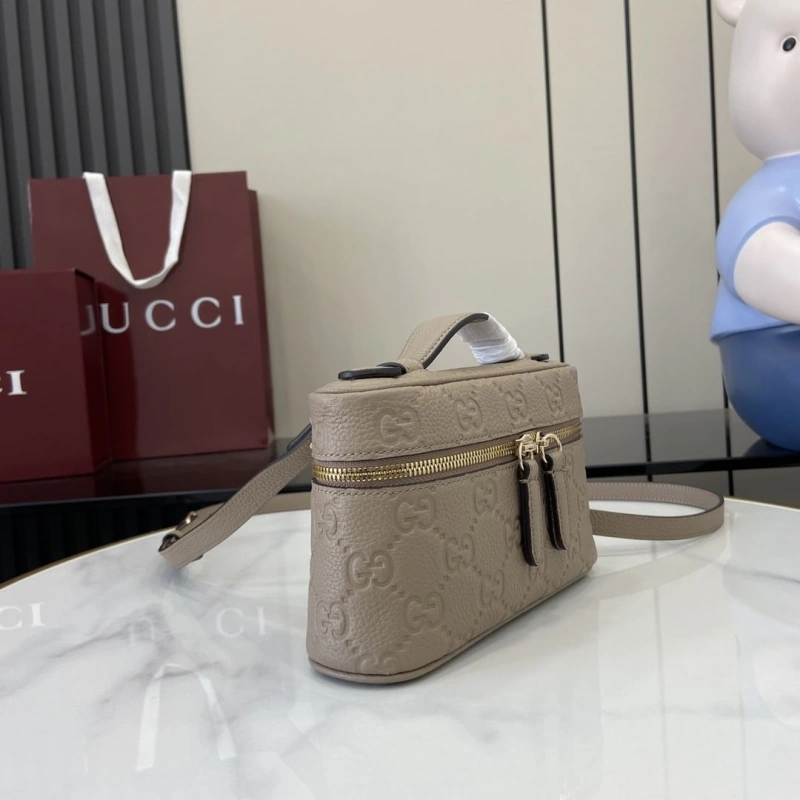Gvc*1 cosmetic bags 4094b-0411