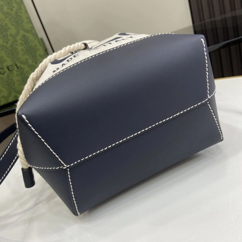 Gvc*1 bucket bags 4094f-0223