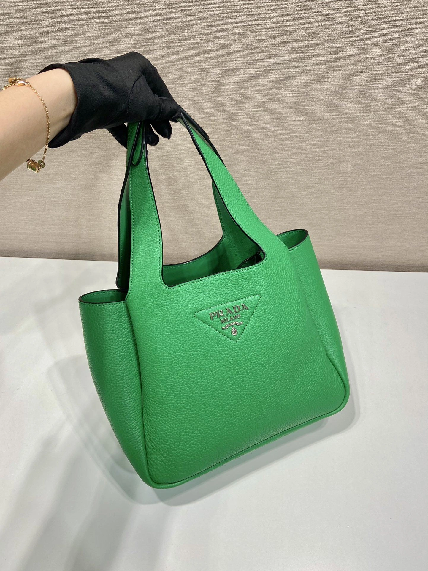 Pra*a bucket bags 4099a-0030