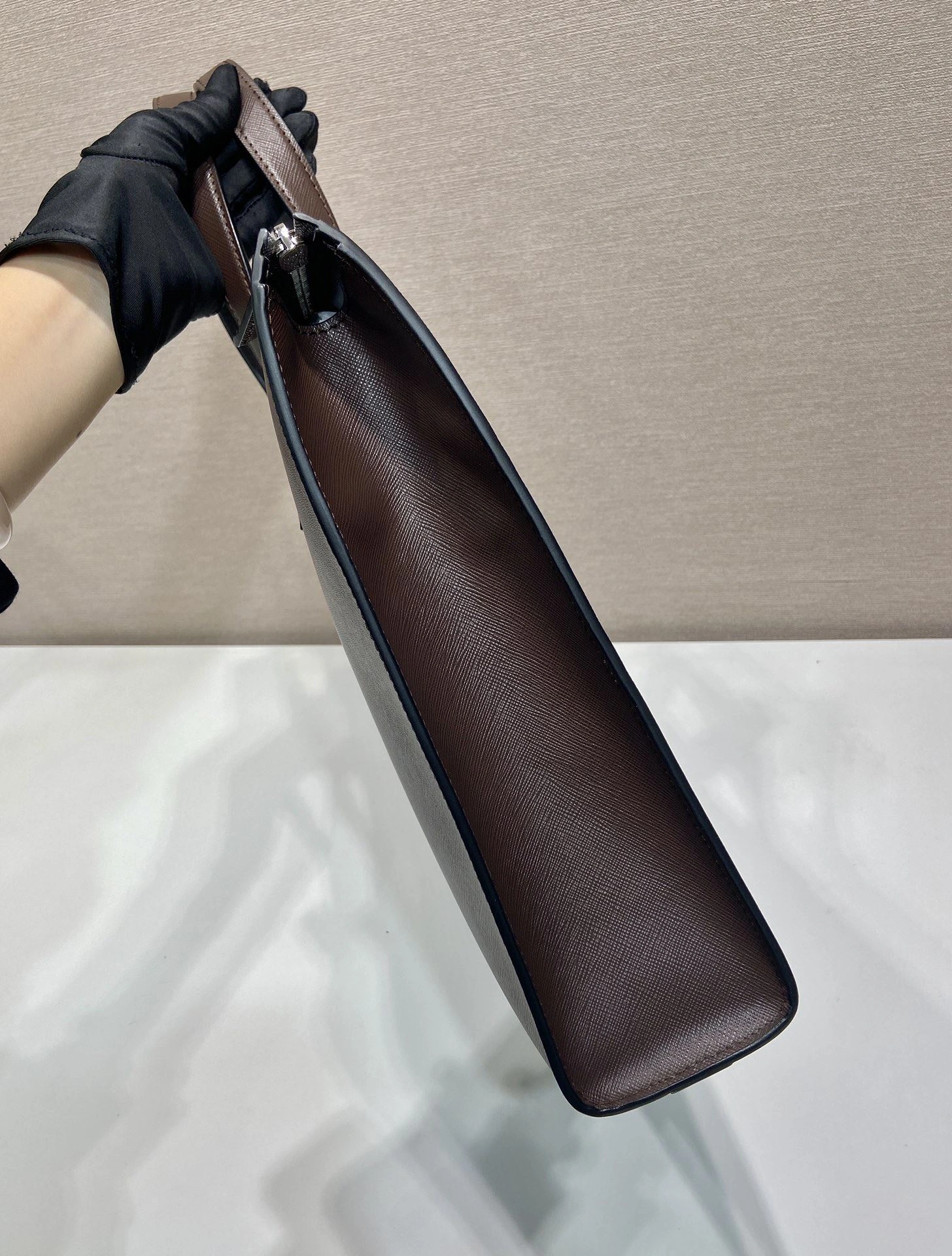 Pra*a briefcase 4099a-0049