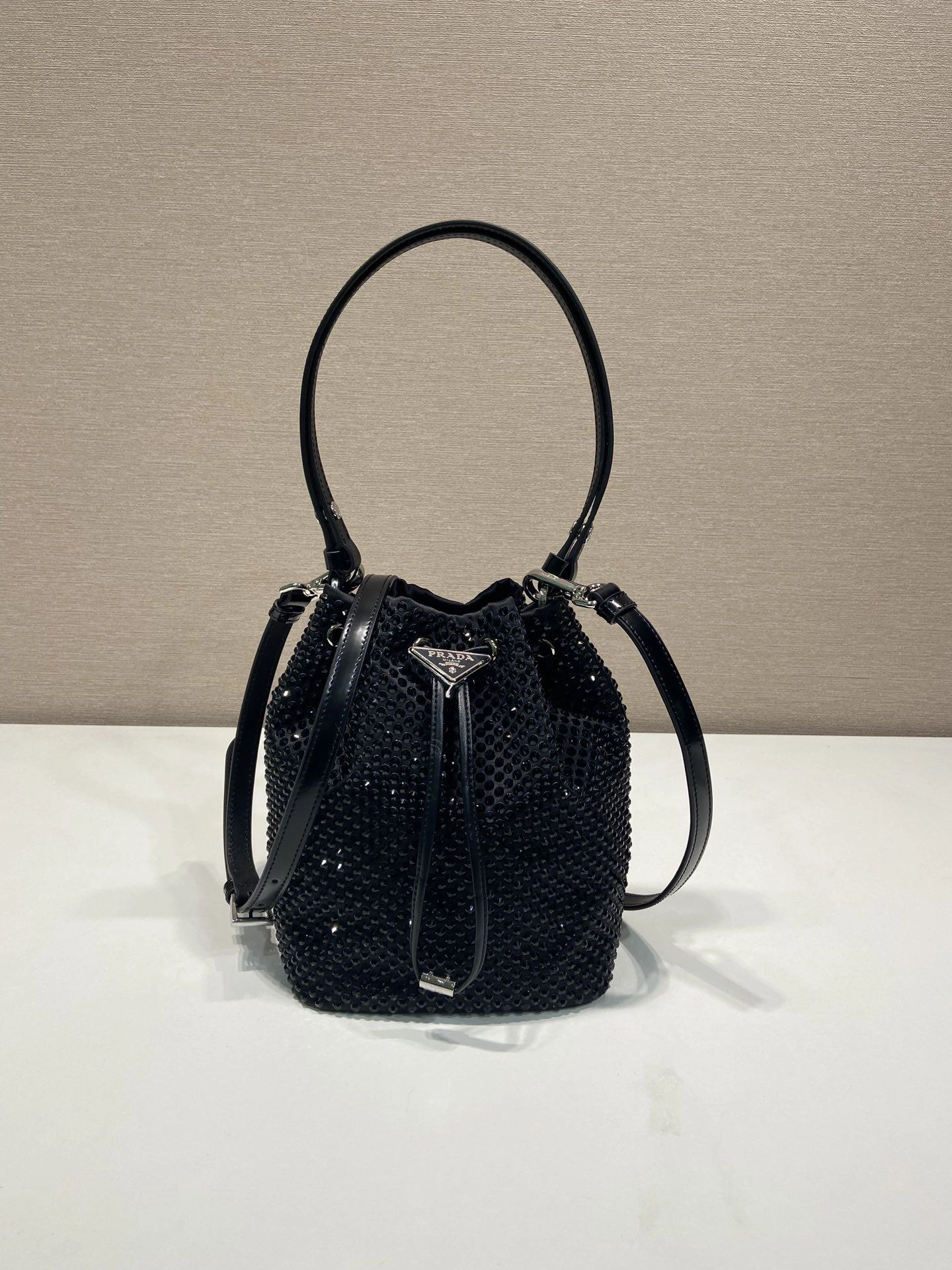 Pra*a bucket bags 4099a-0051