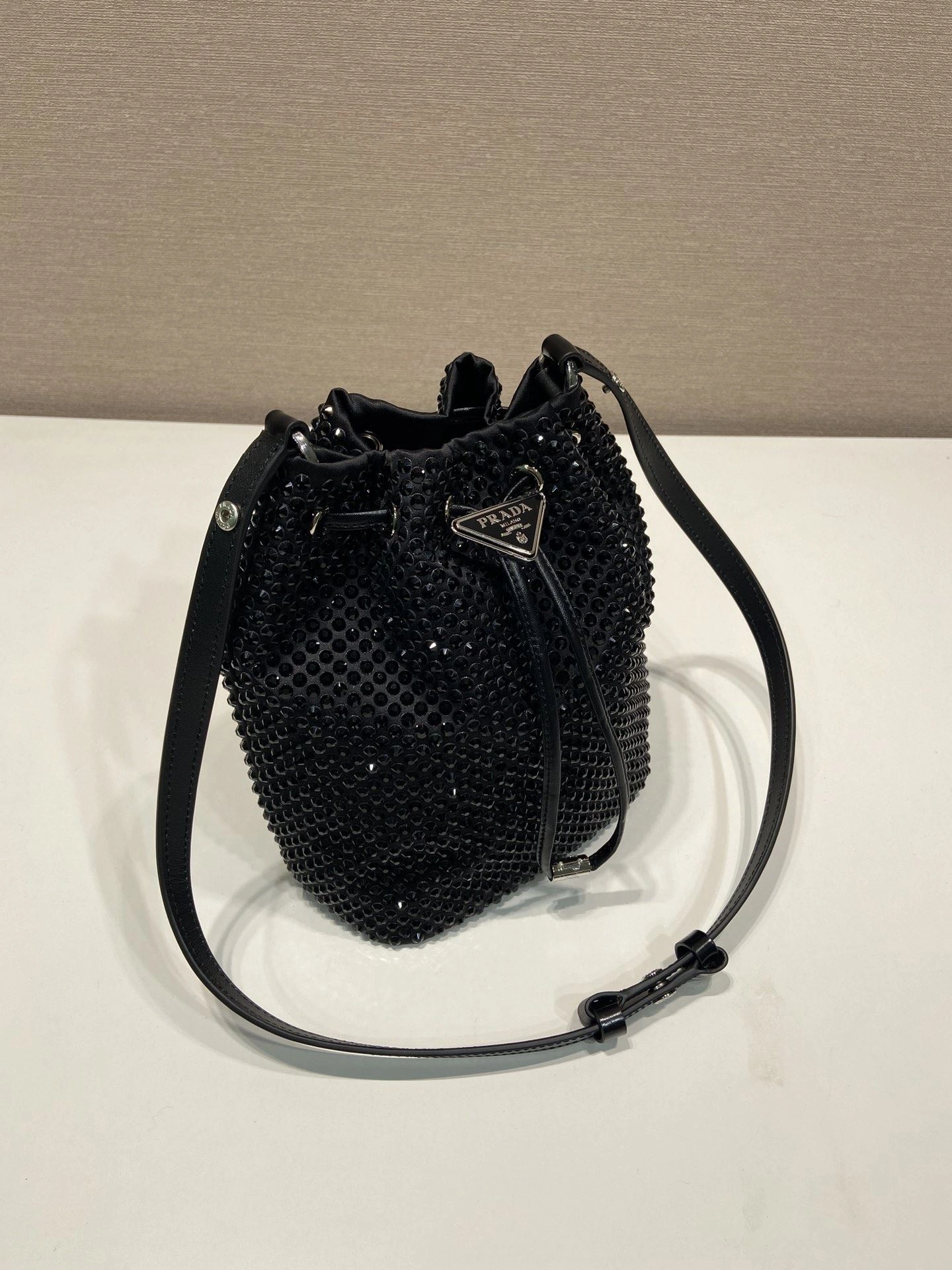 Pra*a bucket bags 4099a-0051