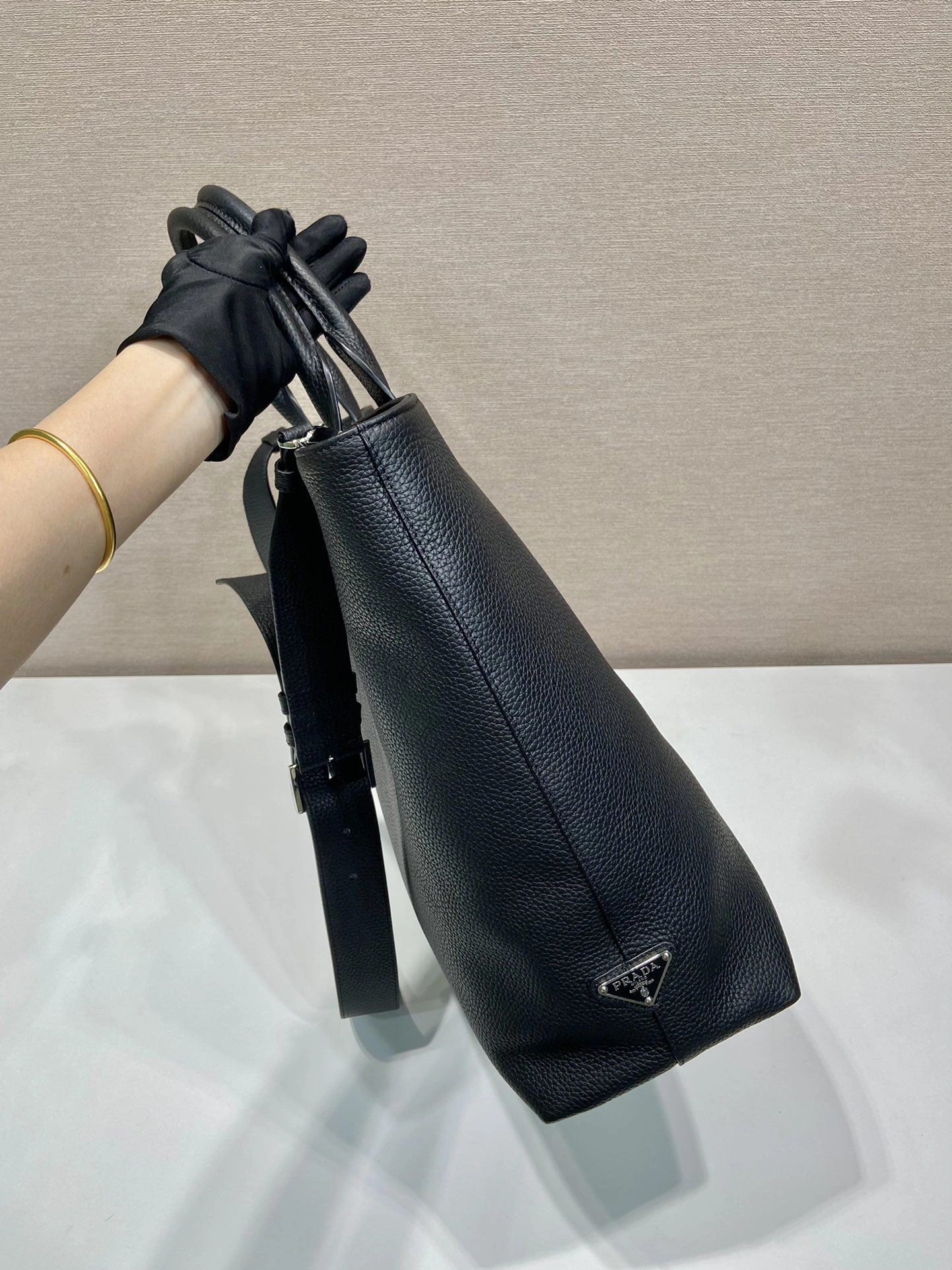 Pra*a shopping bags 4099a-0088
