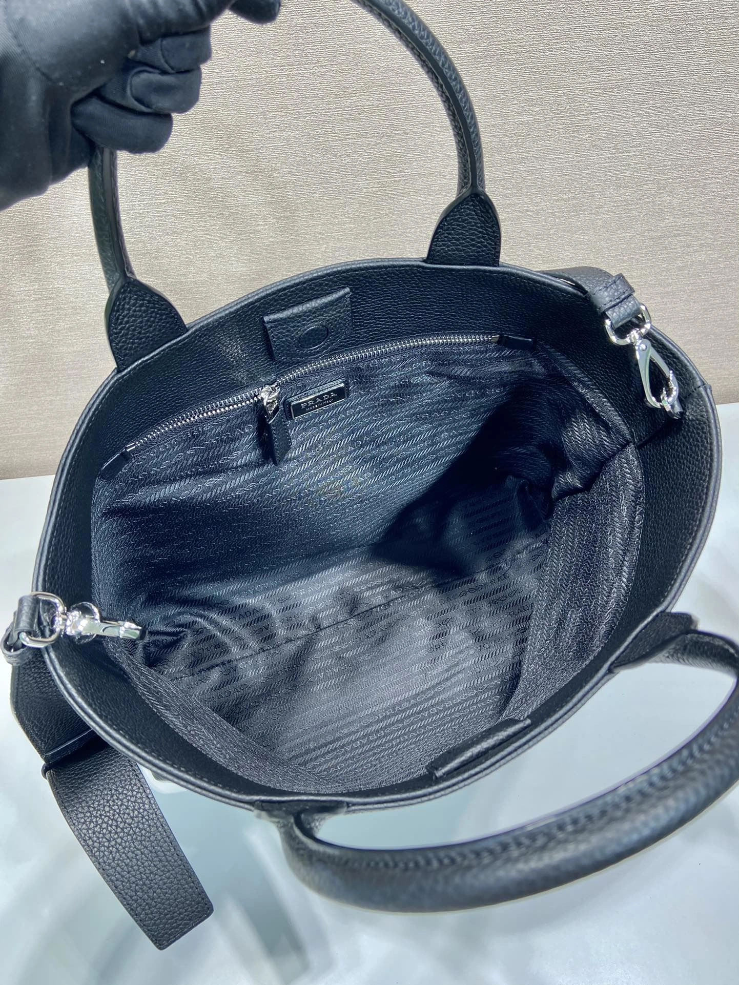 Pra*a shopping bags 4099a-0088