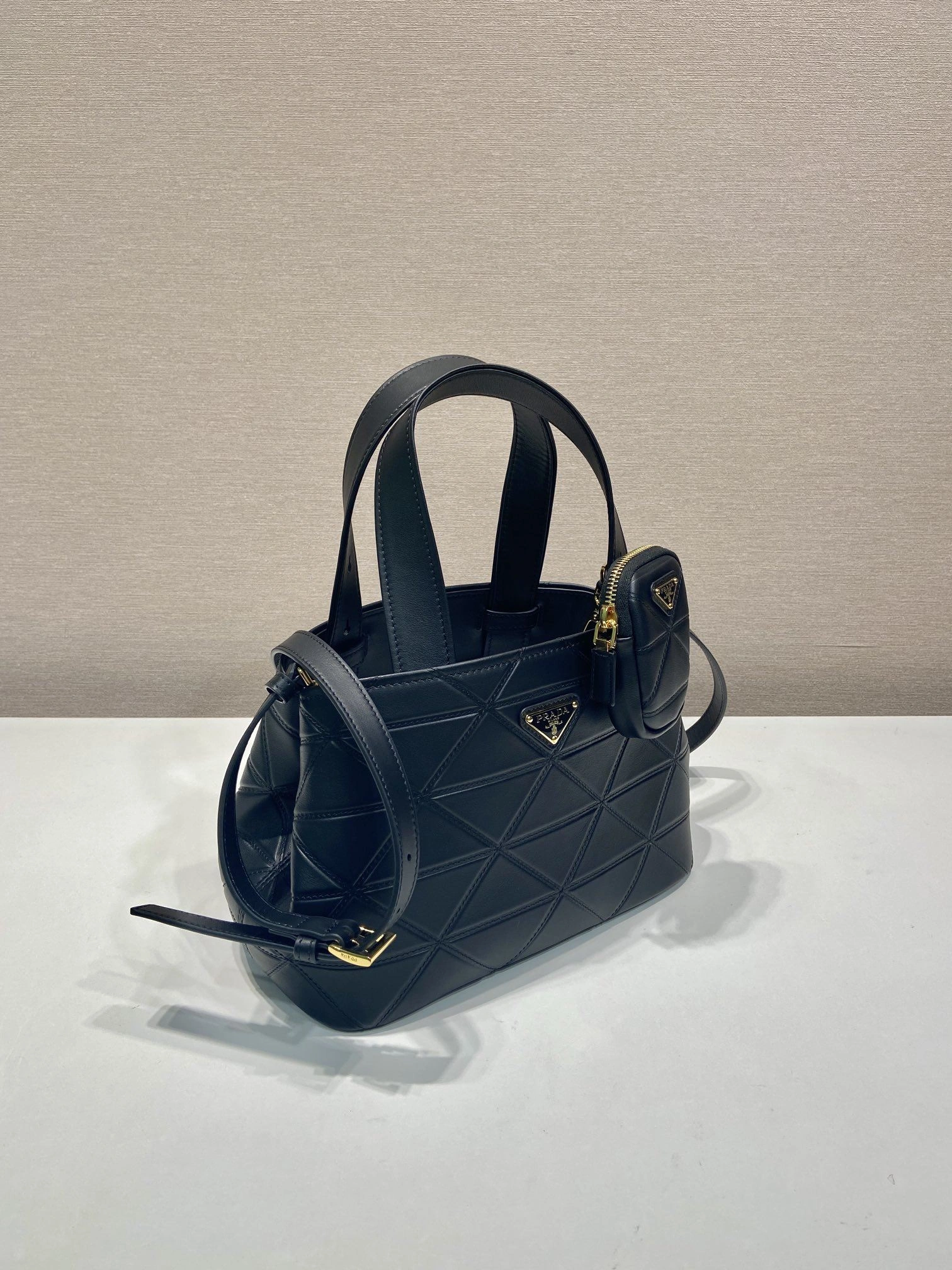 Pra*a top handle bags 4099a-0203