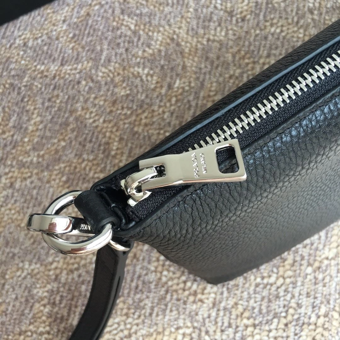 Pra*a clutch bags 4099a-0378