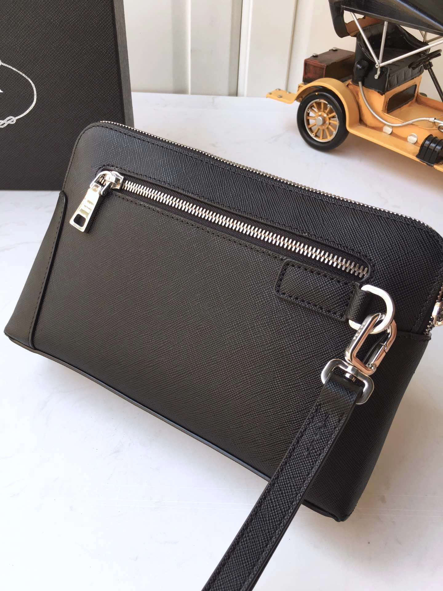 Pra*a clutch bags 4099a-0513