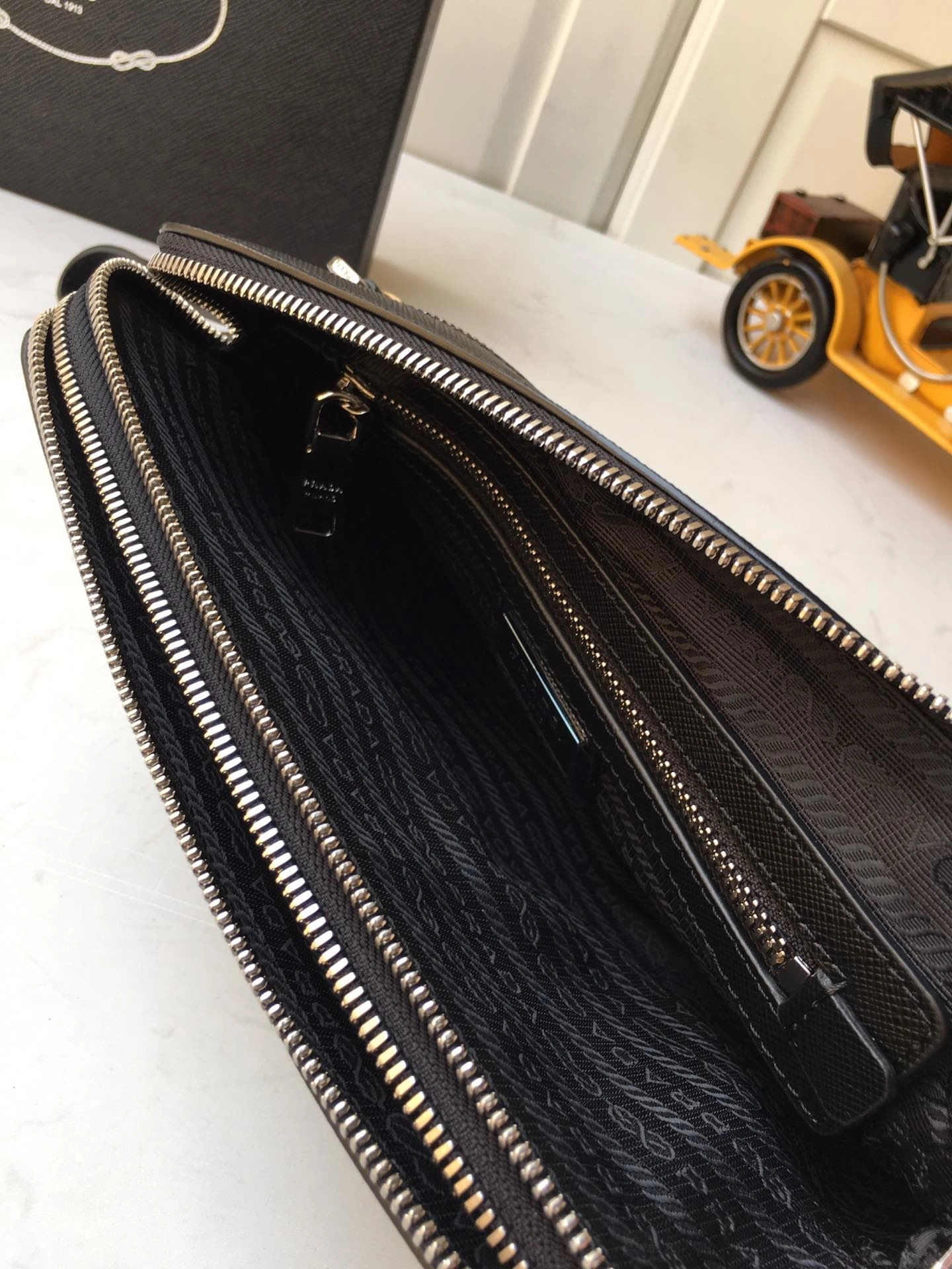 Pra*a clutch bags 4099a-0513
