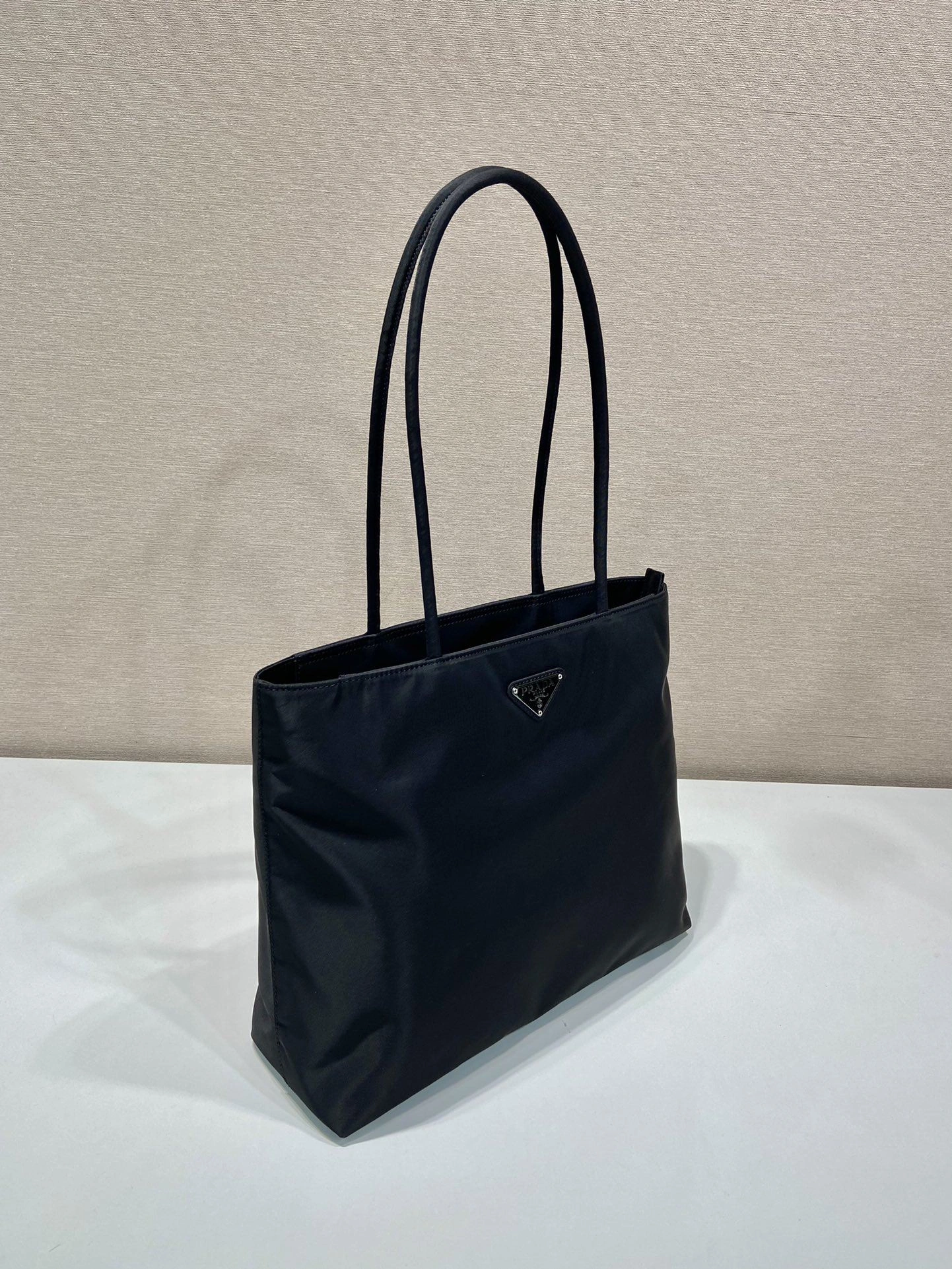 Pra*a shopping bags 4099a-0532