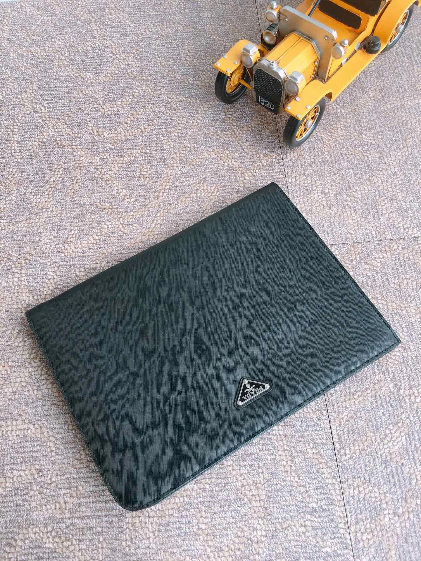 Pra*a clutch bags 4099a-0586