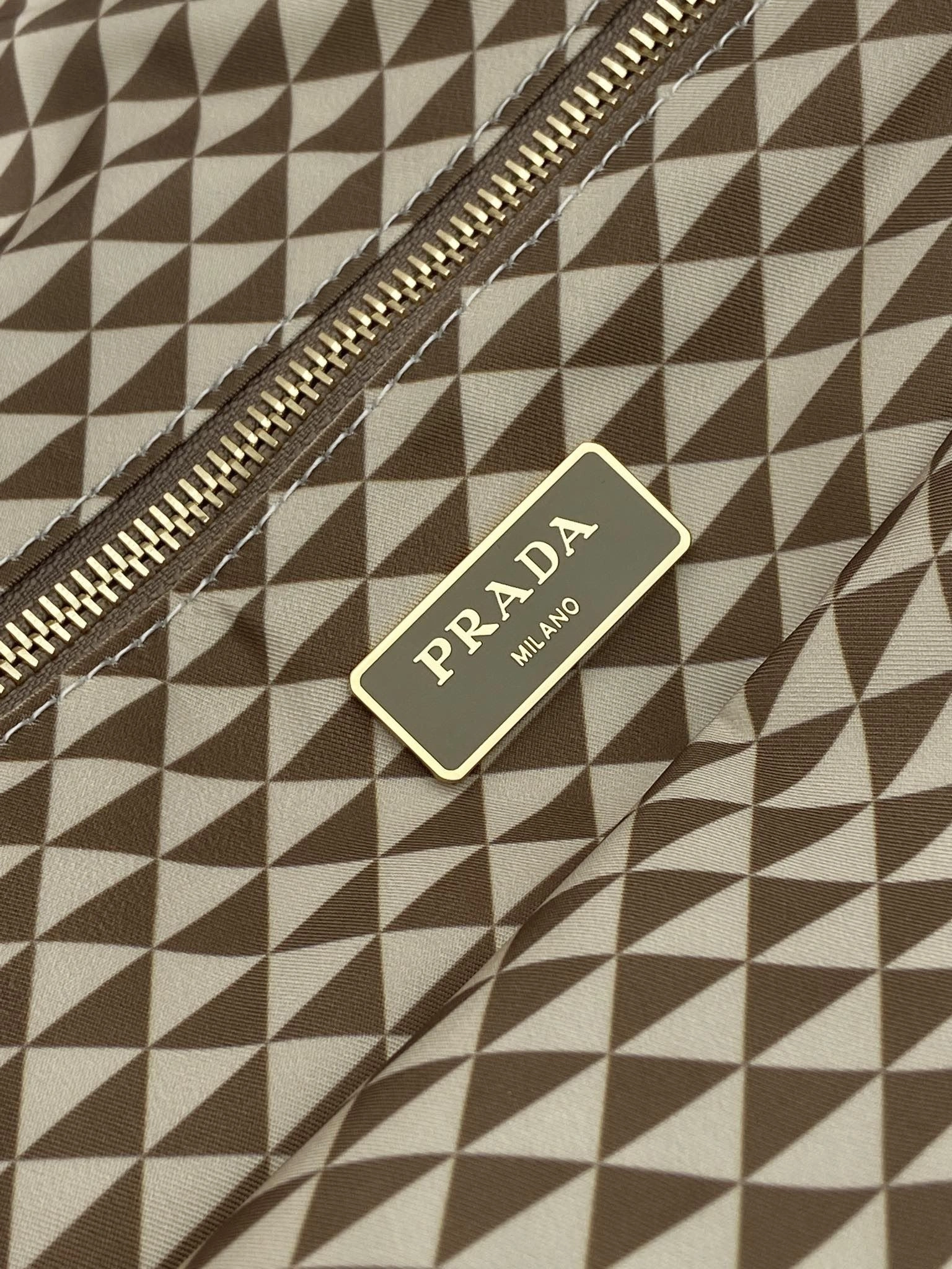 Pra*a shopping bags 4099a-0600