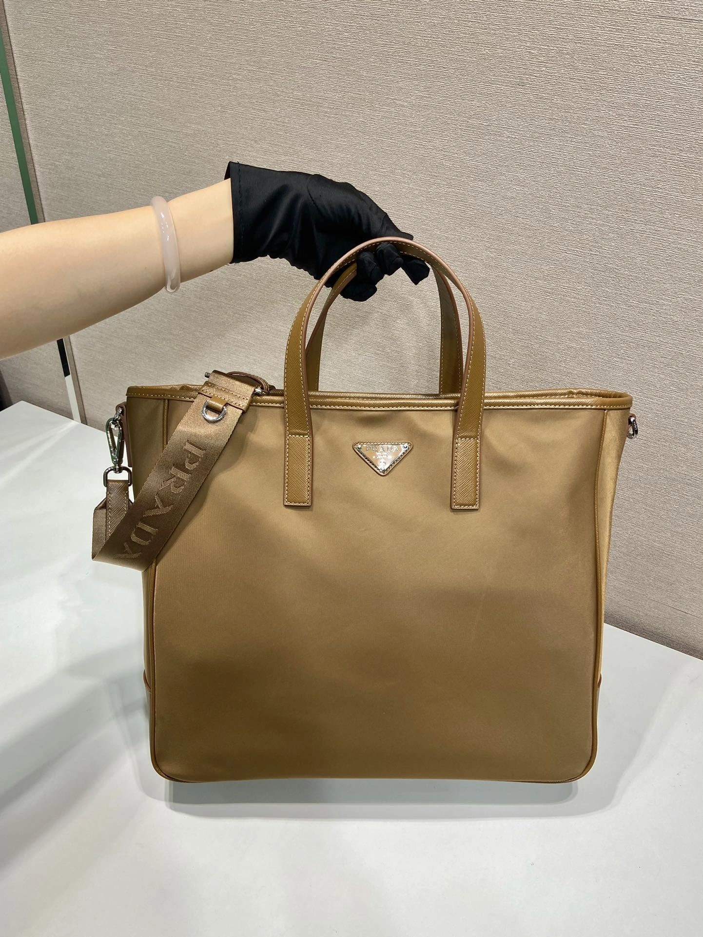 Pra*a shopping bags 4099a-0621