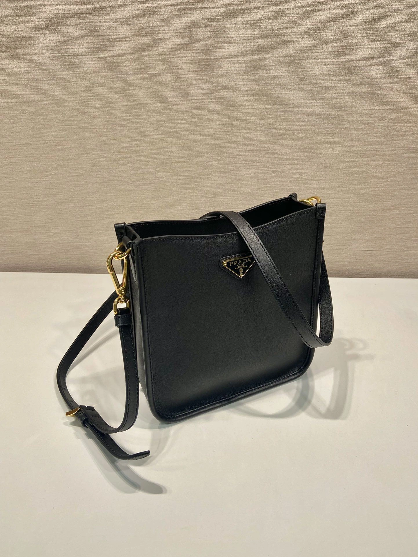 Pra*a satchel bags 4099a-0648