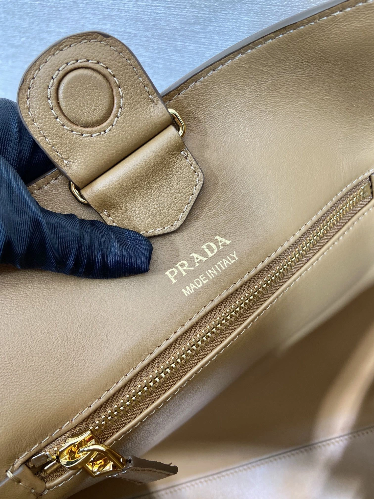 Pra*a shopping bags 4099a-0734