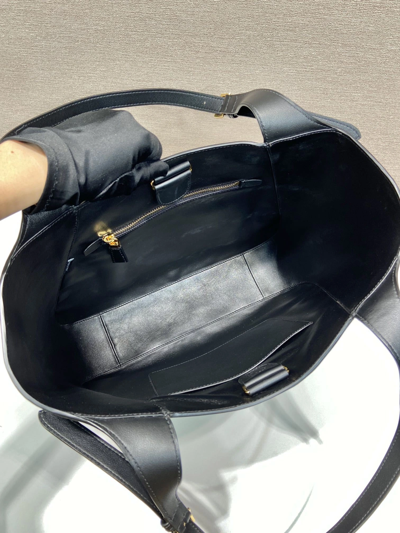 Pra*a shopping bags 4099a-0735
