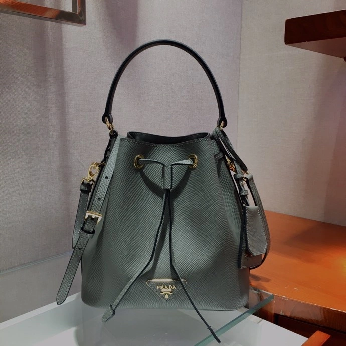 Pra*a bucket bags 4099g-0066