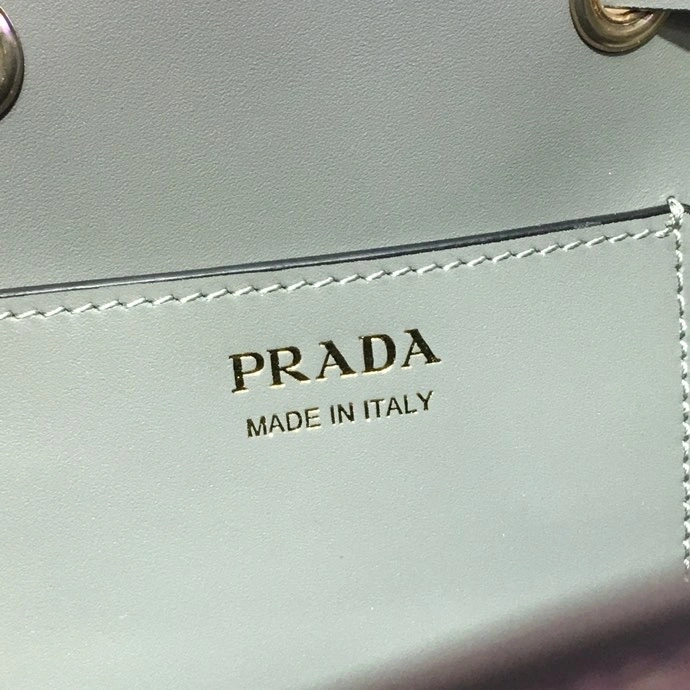 Pra*a bucket bags 4099g-0066