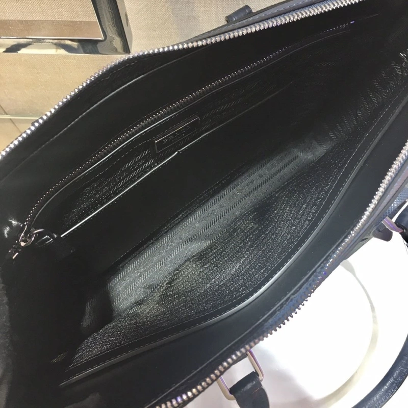 Pra*a briefcase 4099h-0037