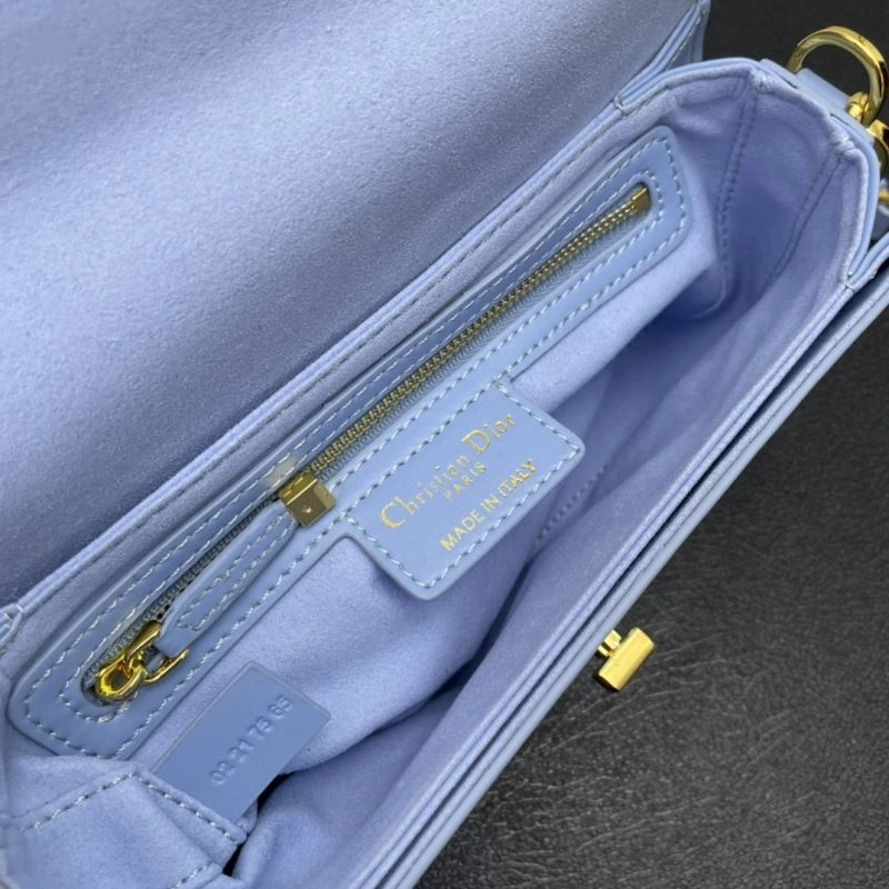 D10r montaigne bags 4101c-1350
