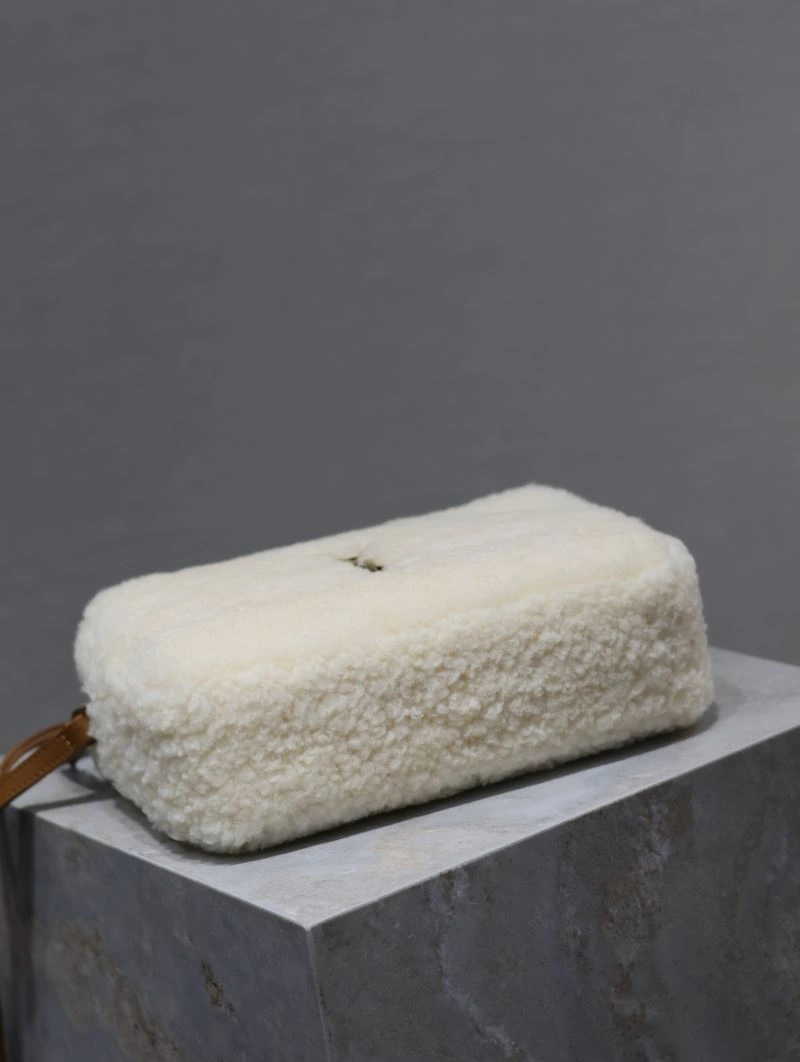Y51 clutch bags 4113c-0016