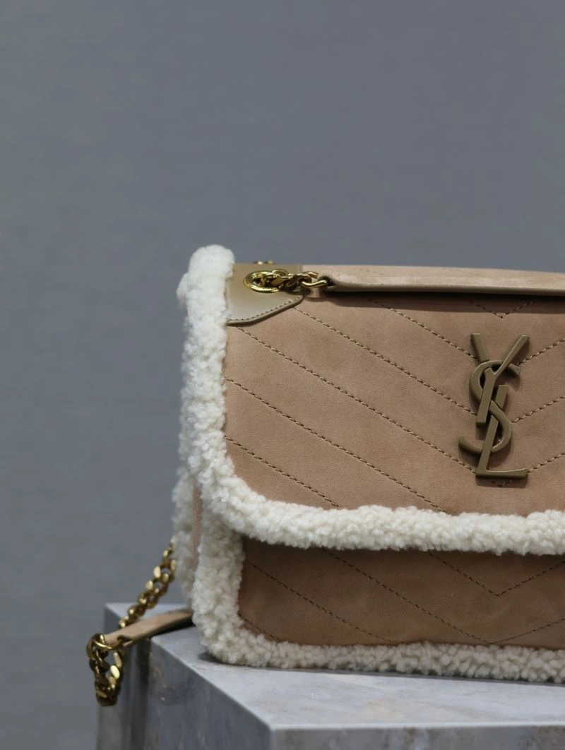 Y51 top handle bags 4113c-0227